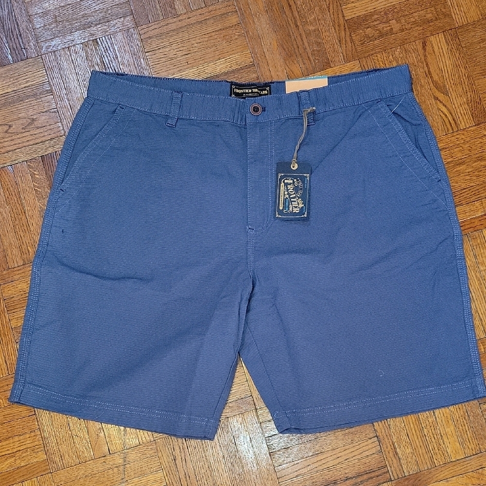 Weatherproof Frontier Threads Vintage Indigo Men's Flat Front Shorts Size 38 NWT